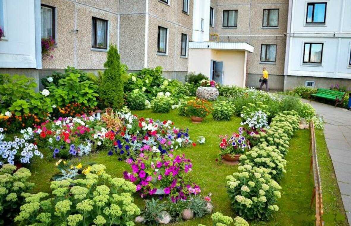 Красивые дворы многоквартирных домов (фото) - diymaven.ru