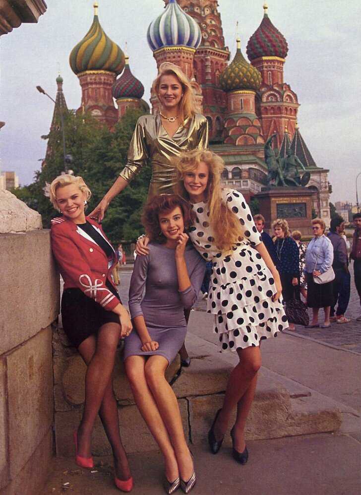 Стиль 70 х годов в одежде: платья, юбки, образы, с чем носить
